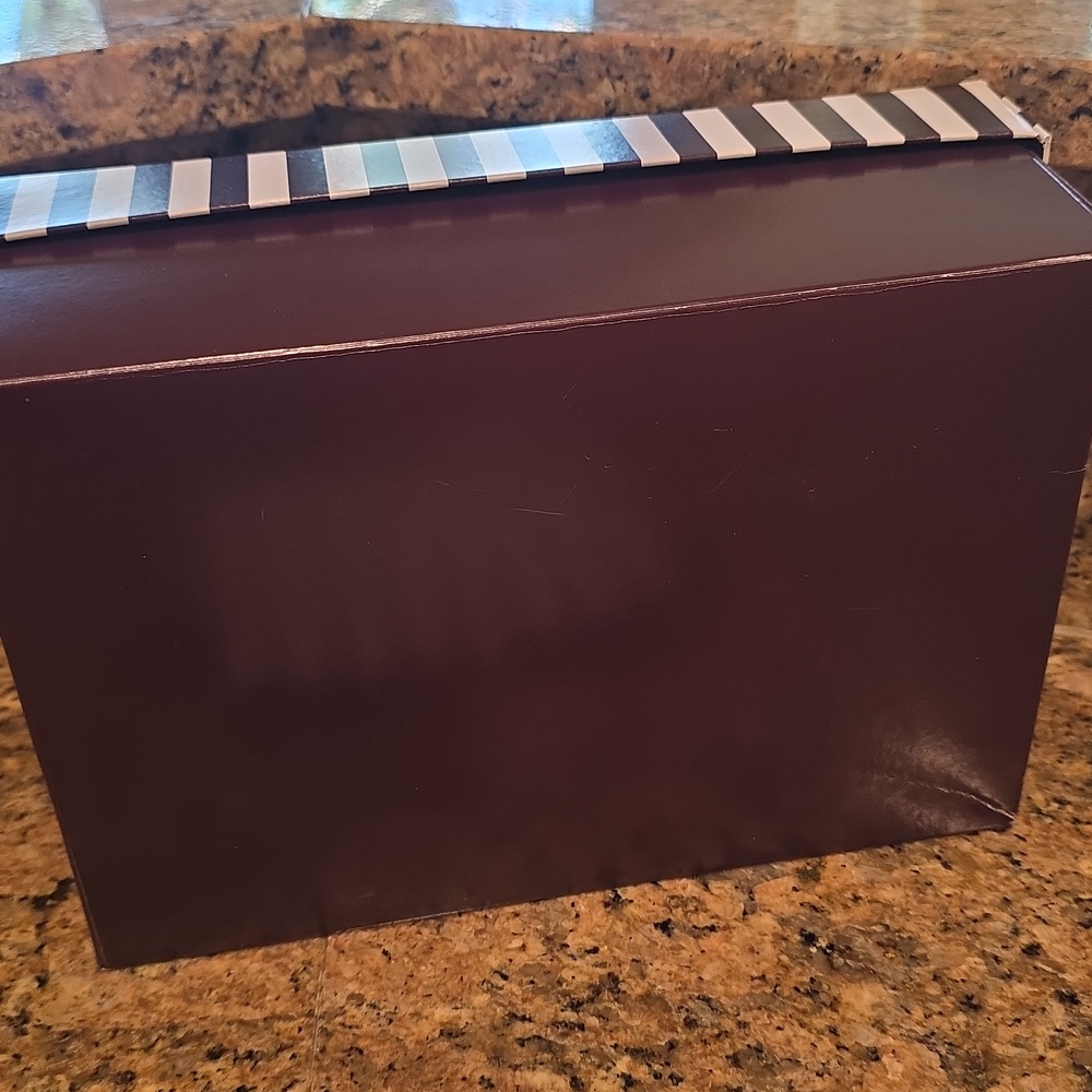 Henri Bendel Bags/Box/Dust Bag Bundle - Picture 5 of 9